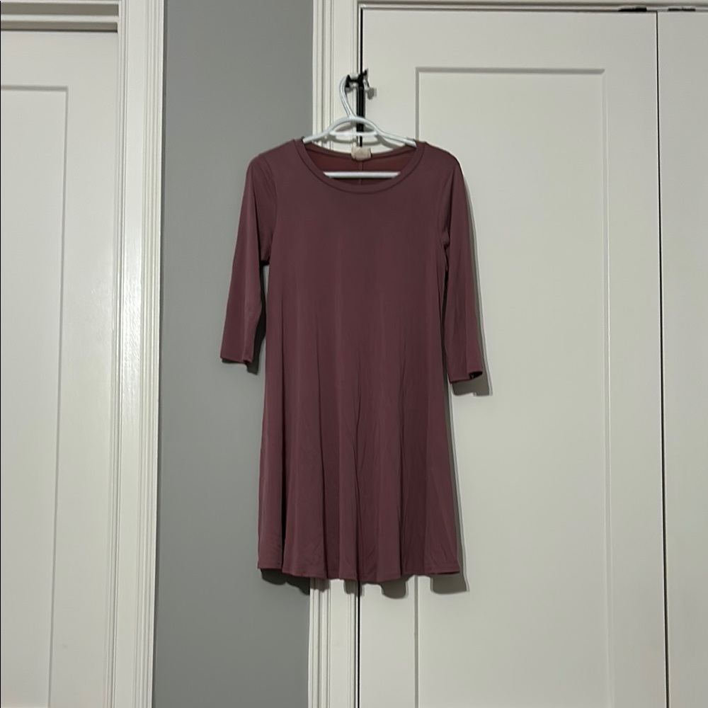 Red A-Line Casual Dress with Crew Neck and 3/4 Sleeves